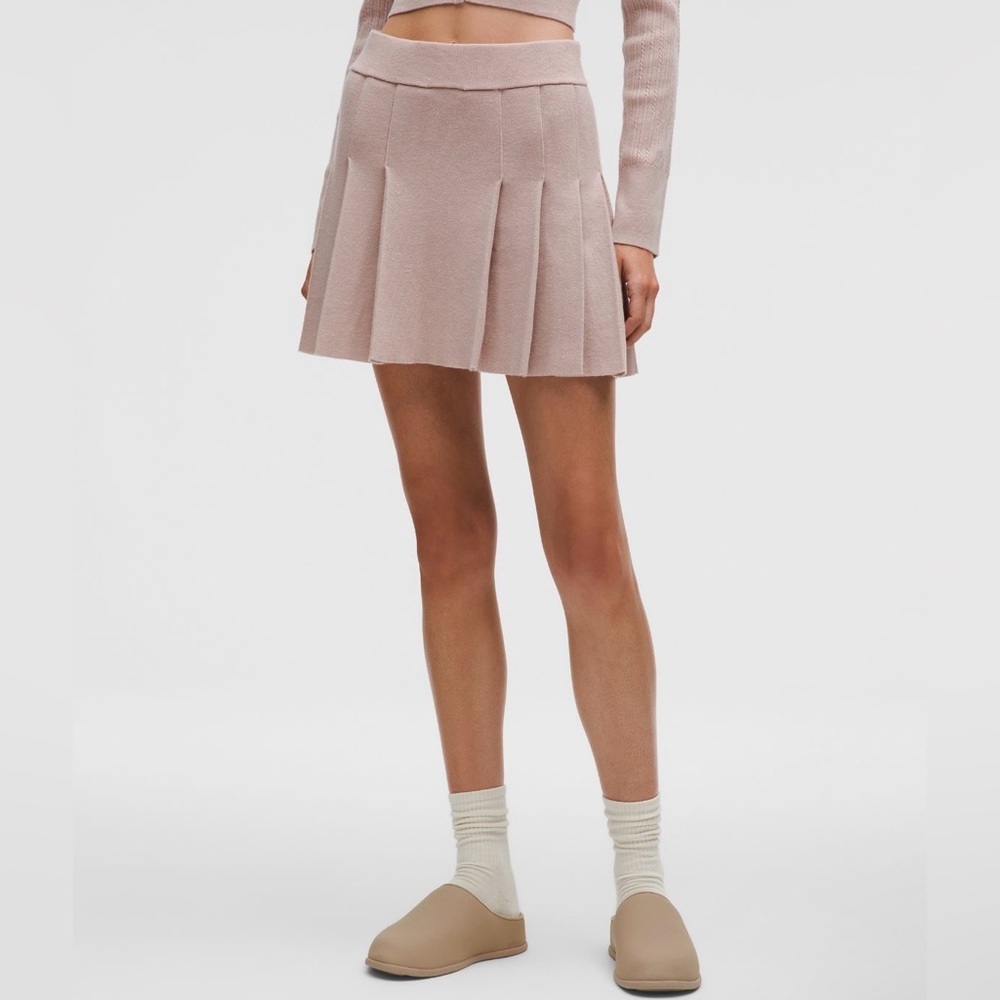 Lululemon Ribbed Merino Wool Pleated Skirt Heathered Mink Berry Multi - Picture 2 of 9